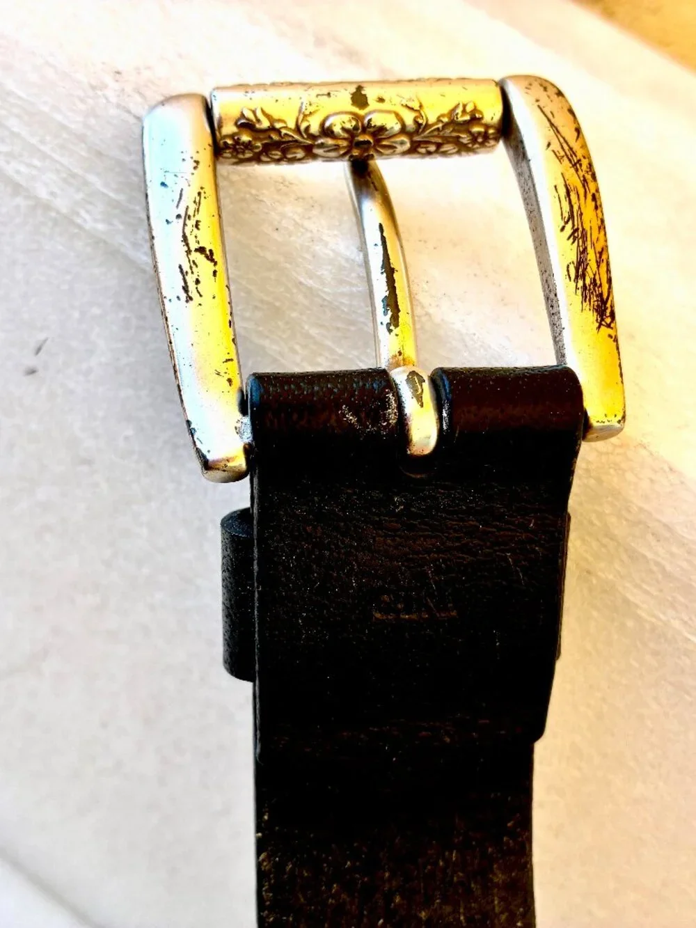 Fossil Leather Black Belt Silver-tone Floral Buckle Mens Medium * used as is